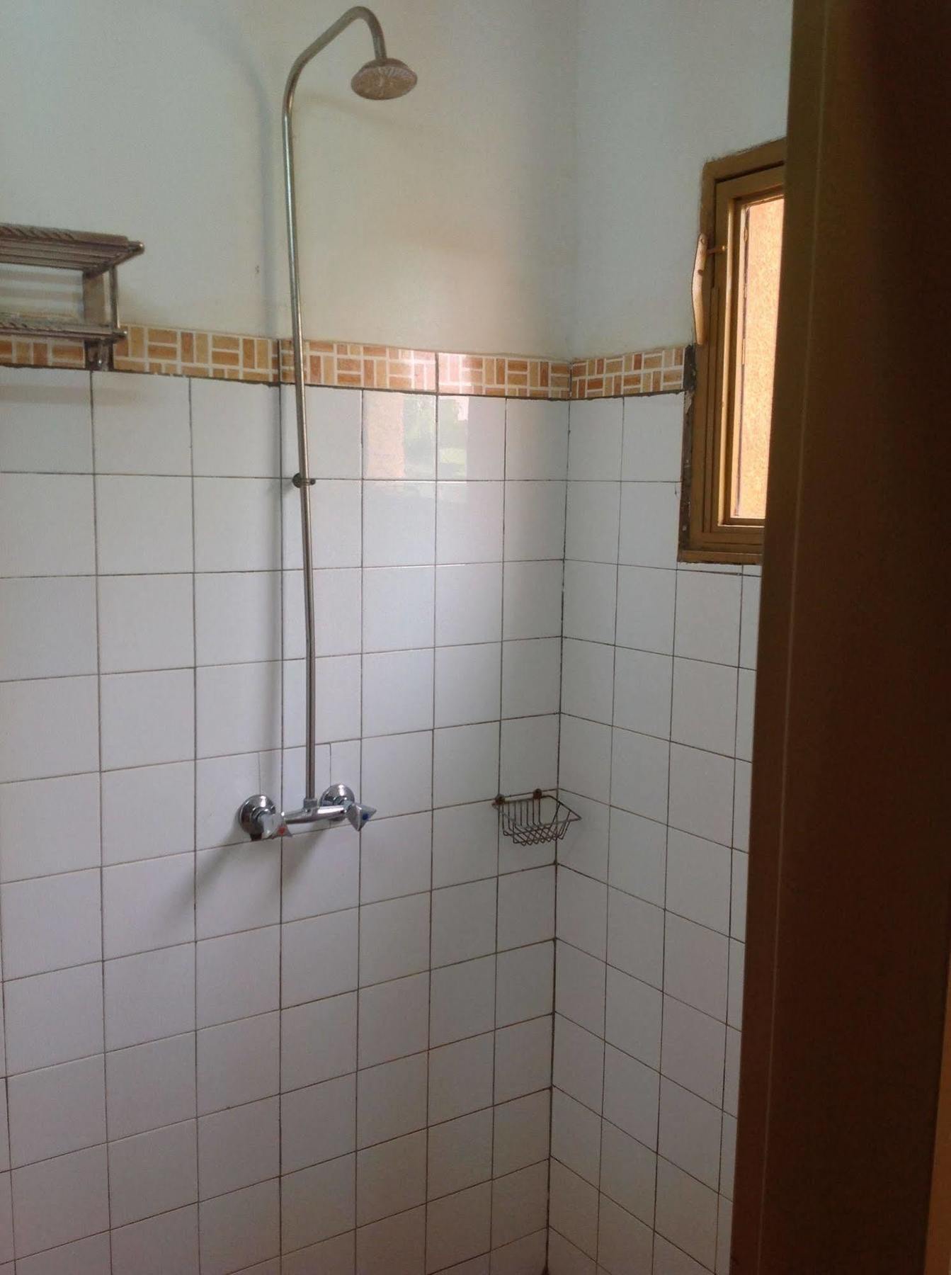 אואגדוגו Ouaga Beach Hotel מראה חיצוני תמונה
